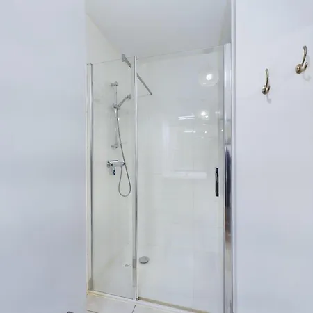 公寓 A 45m De La - Vue - Pour 4 Avec Balcon 普雷讷夫昂德雷
